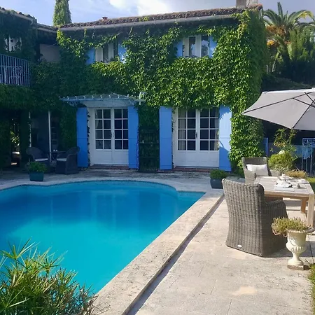 Holiday home Le Clos Des Vignes